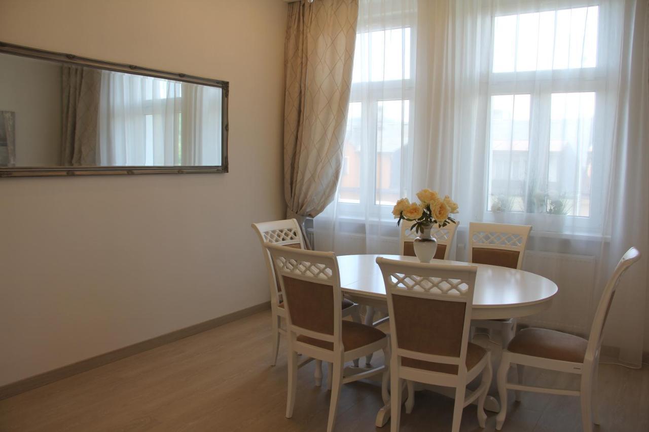 Jurincom Apartments Kralovska Vyhlidka 卡罗维发利 外观 照片