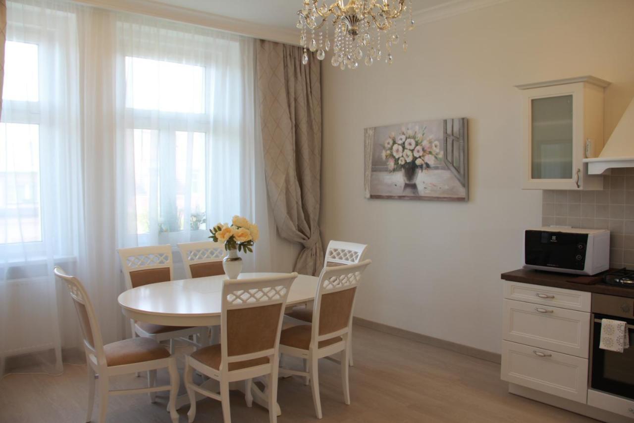 Jurincom Apartments Kralovska Vyhlidka 卡罗维发利 外观 照片