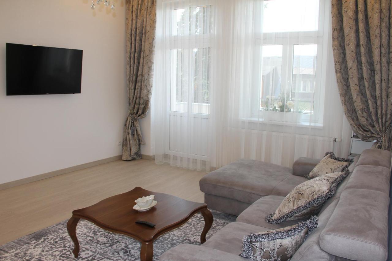 Jurincom Apartments Kralovska Vyhlidka 卡罗维发利 外观 照片